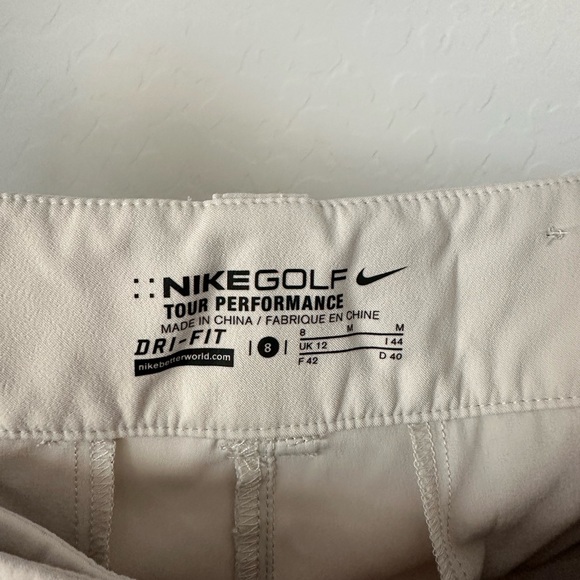 Women’s Nike Golf Shorts - Picture 3 of 3